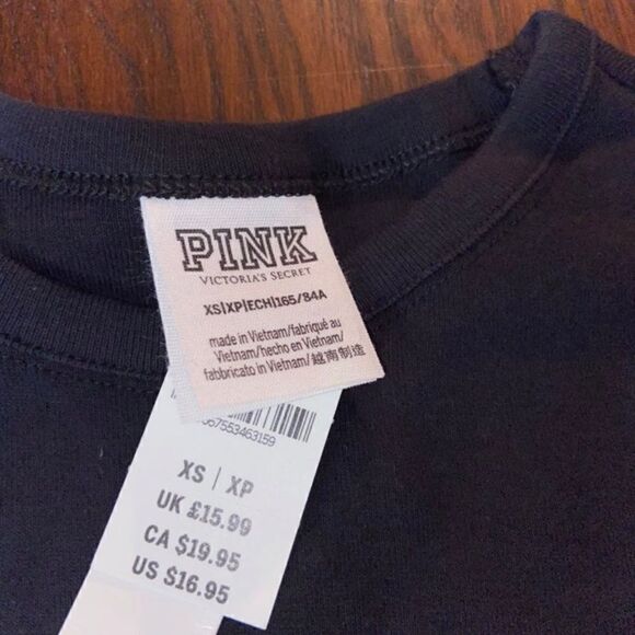 NWT Victoria secret pink Pride t shirt size xs - Picture 2 of 3